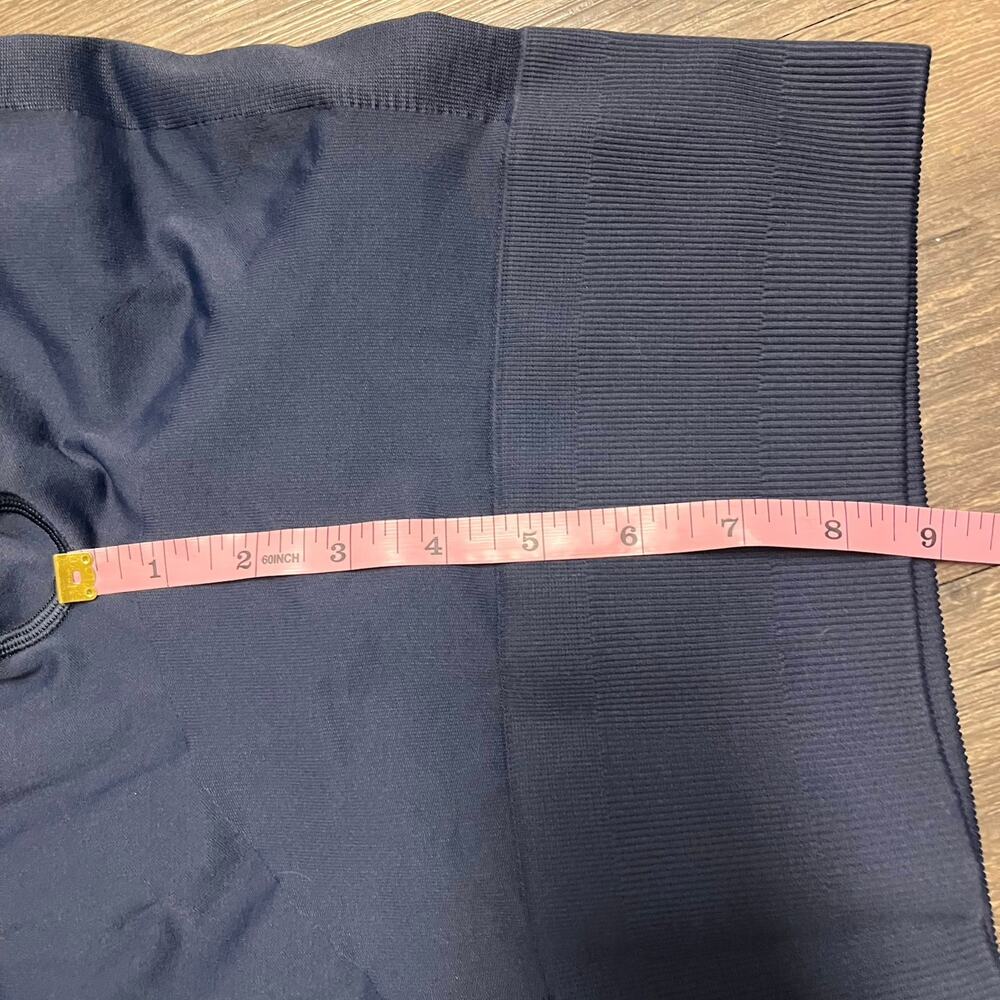 Lululemon Zone In Tight Navy Blue Sz 4 High Rise Leggings 27” Active Compression - Picture 12 of 13